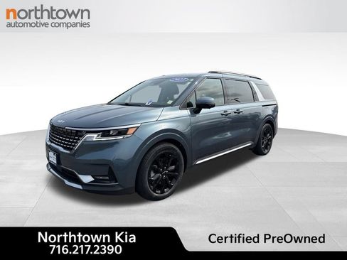 Certified 2023 Kia Carnival SX FWD image 1