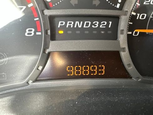 Used 2004 Chevrolet Colorado LS RWD image 15