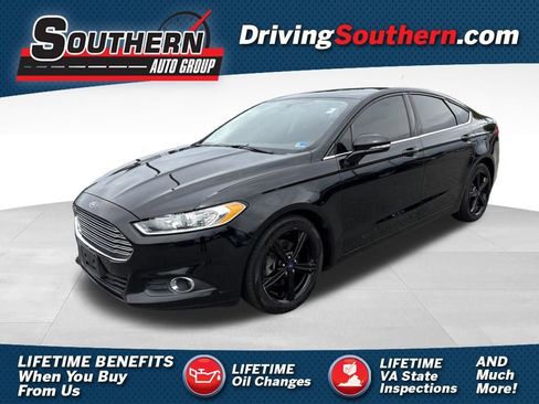 Used 2016 Ford Fusion SE FWD image 1