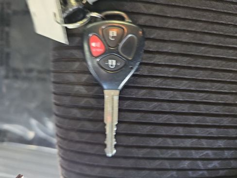 Used 2018 Toyota 4Runner TRD Off-Road image 36