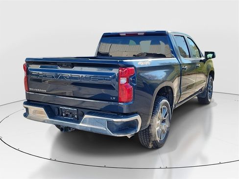 Used 2022 Chevrolet Silverado 1500 LT image 4