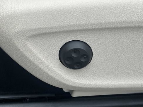 Certified 2024 Mercedes-Benz GLE 350 4MATIC image 19