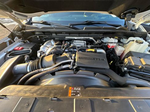 Used 2022 GMC Sierra 2500 AT4 w/ AT4 Premium Plus Package image 43