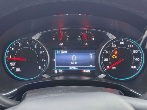 Used 2024 Chevrolet Equinox LT image 24