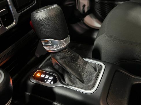 Used 2021 Jeep Wrangler Unlimited Sport AWD/4WD image 29