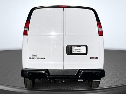 Used 2023 GMC Savana 3500 w/ Driver Convenience Package RWD image 5