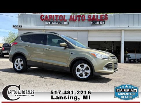 Used 2014 Ford Escape SE w/ Equipment Group 201A AWD/4WD image 1