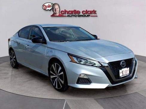 Used 2022 Nissan Altima 2.5 SR image 7