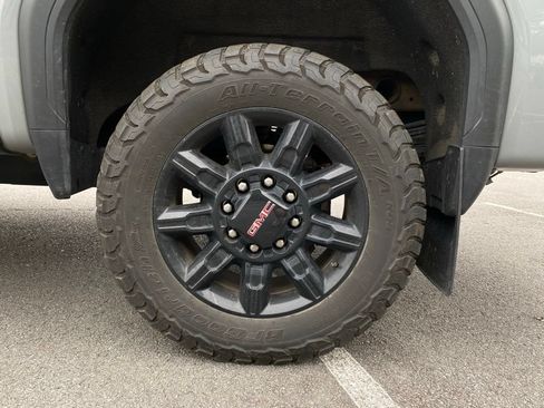 Used 2025 GMC Sierra 2500 AT4 AWD/4WD image 34