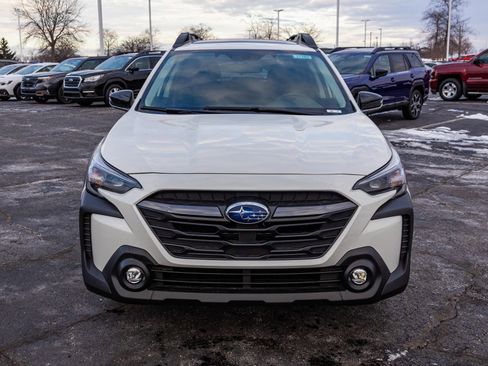 New 2025 Subaru Outback Premium image 5