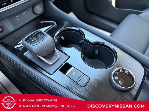 New 2026 Nissan Rogue Platinum AWD/4WD image 23