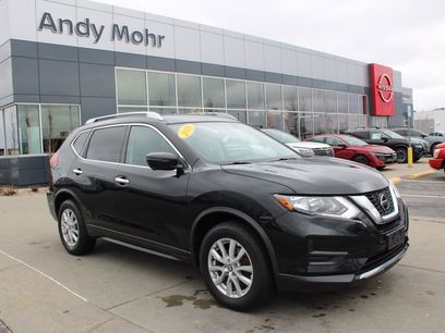 Used 2018 Nissan Rogue SV w/ Premium Package