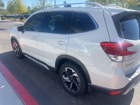 Used 2023 Subaru Forester Touring w/ Popular Package #3 AWD/4WD image 8