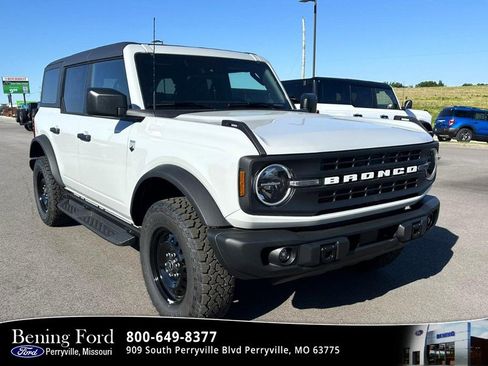 New 2026 Ford Bronco Big Bend w/ Black Diamond Package AWD/4WD image 1