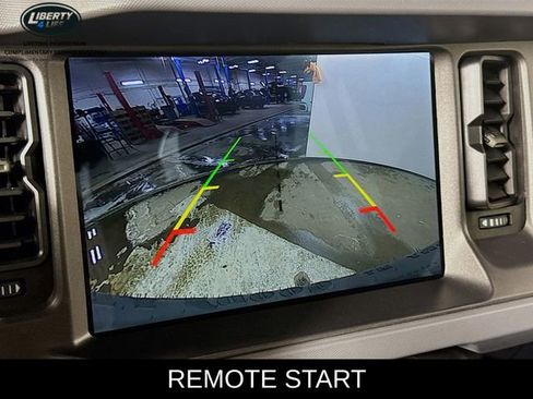 Used 2024 Ford Bronco Everglades image 14