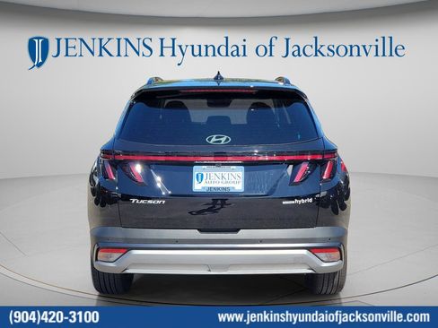 Used 2026 Hyundai Tucson Limited AWD/4WD image 6