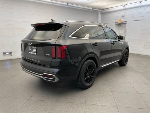 Used 2022 Kia Sorento S FWD image 5
