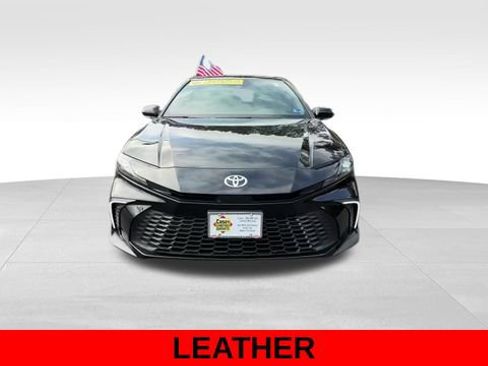 Used 2026 Toyota Camry SE w/ Convenience Package FWD image 12