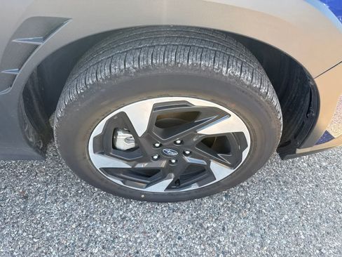 Used 2026 Subaru Crosstrek 2.5i Limited AWD/4WD image 5