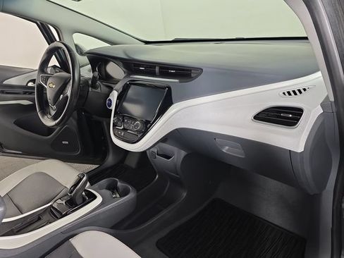 Used 2019 Chevrolet Bolt Premier w/ Infotainment Package FWD image 27