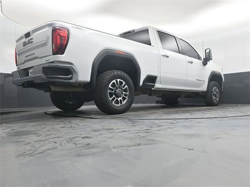 Used 2021 GMC Sierra 2500 SLT image 41