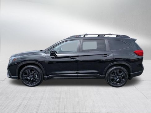 Used 2023 Subaru Ascent Onyx Edition AWD/4WD image 3