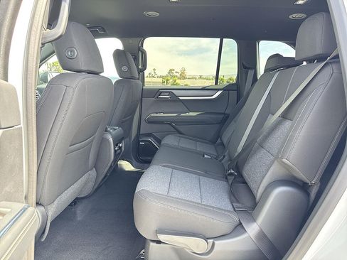New 2026 GMC Acadia Elevation FWD image 24