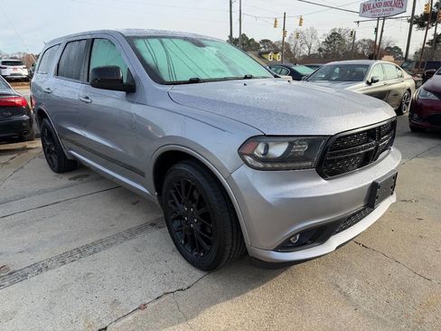 Used 2016 Dodge Durango SXT w/ Blacktop Package image 4