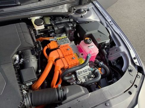 Certified 2025 Hyundai Elantra SEL w/ Cargo Package image 16