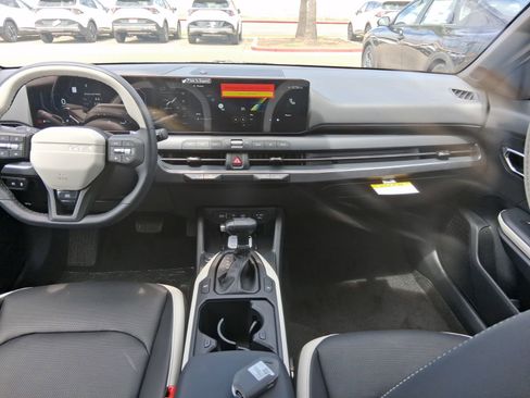New 2026 Kia K4 GT-Line Turbo FWD image 10