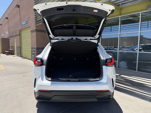 Used 2024 Lexus NX 350h AWD image 38