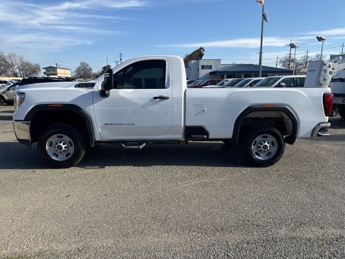 Used 2022 GMC Sierra 2500 Pro w/ Convenience Package image 2