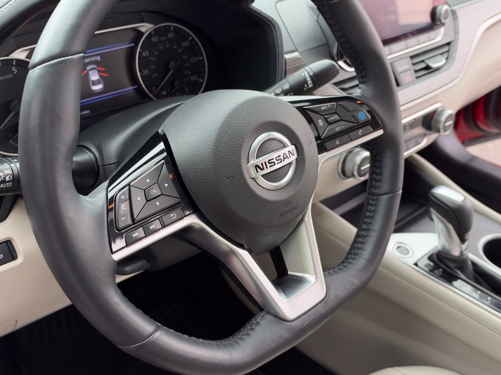 Used 2019 Nissan Altima 2.5 SL FWD image 12