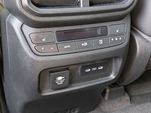 Certified 2025 Honda Pilot Elite image 27