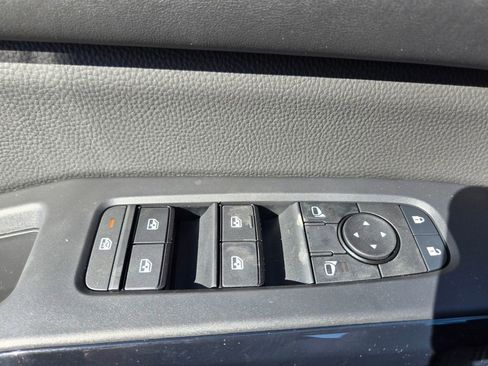 New 2026 Nissan Pathfinder SV AWD/4WD image 12
