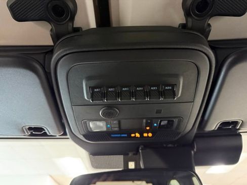 New 2025 Ford Bronco Heritage Edition image 20