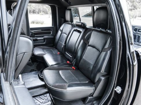 Used 2019 RAM 2500 Laramie AWD/4WD image 39