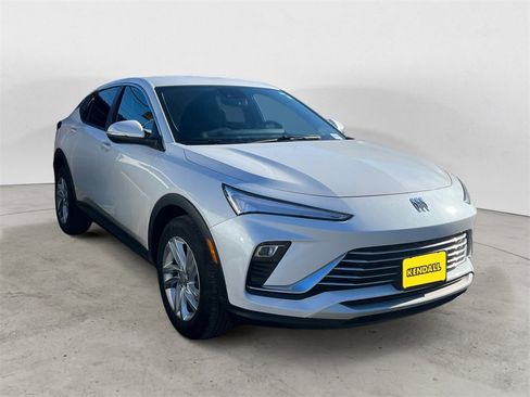 Used 2024 Buick Envista Preferred w/ Convenience I Package image 5