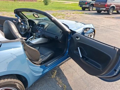 Used 2008 Saturn Sky w/ Premium Trim Package RWD image 39