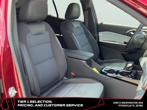 Used 2025 Chevrolet Trax LT w/ LT Convenience Package FWD image 19