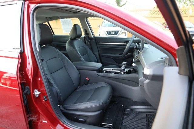 Certified 2025 Nissan Altima 2.5 SL FWD image 25
