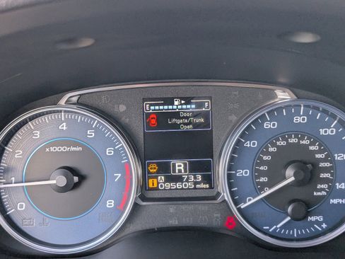 Used 2017 Subaru Crosstrek 2.0i Limited w/ Popular Package #2 image 29