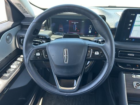 Used 2025 Lincoln Aviator Reserve w/ Equipment Group 201A AWD/4WD image 24