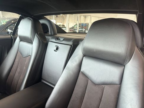 Used 2009 Cadillac XLR V RWD image 13