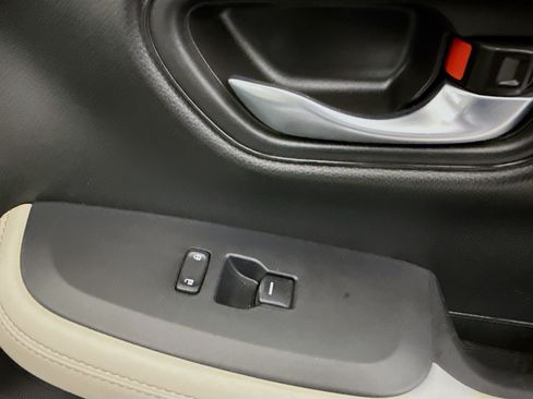 Used 2026 Honda HR-V LX image 31