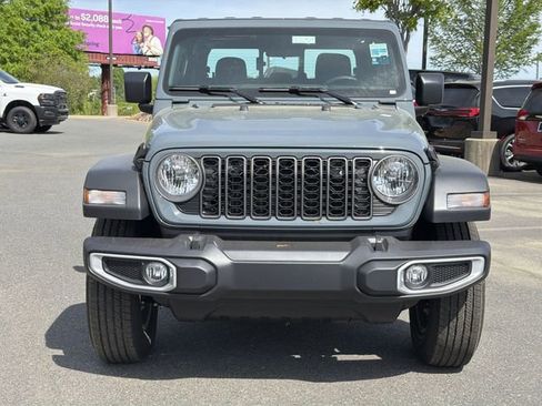 New 2026 Jeep Gladiator Sport image 14