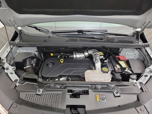 Used 2022 Chevrolet Trax LT w/ LT Convenience Package image 29