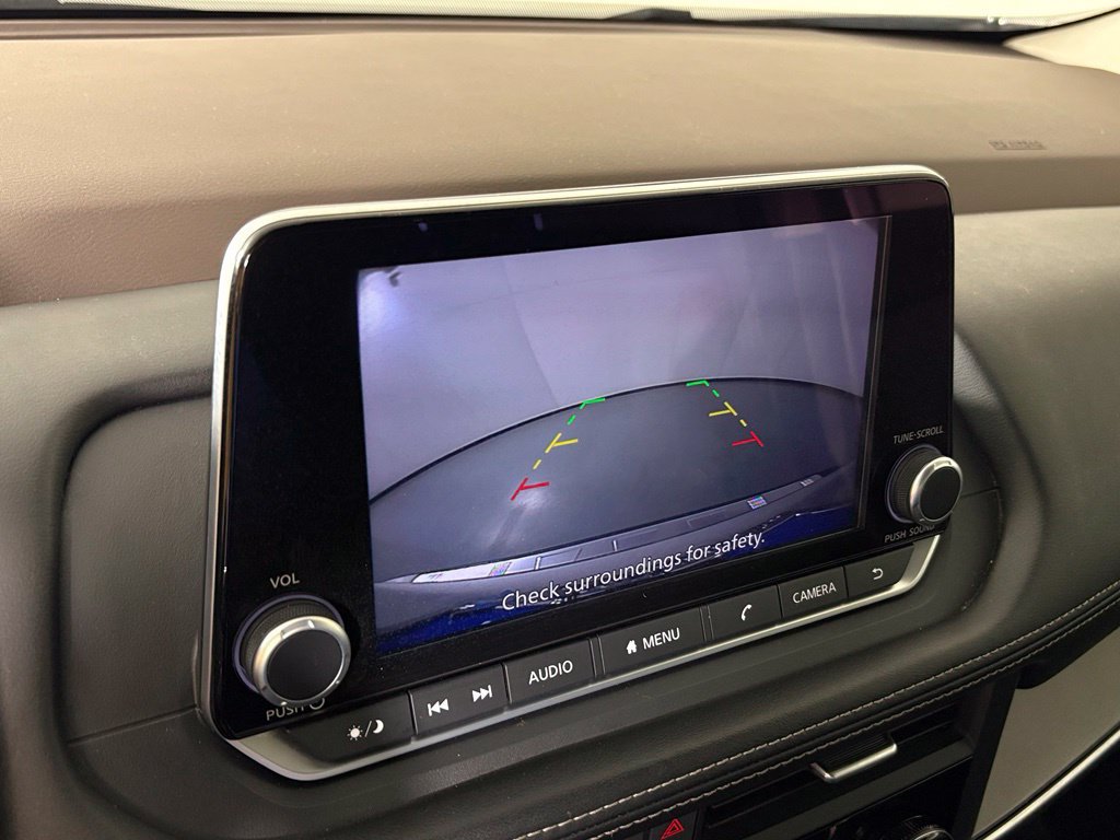 Used 2023 Nissan Rogue SV FWD image 25