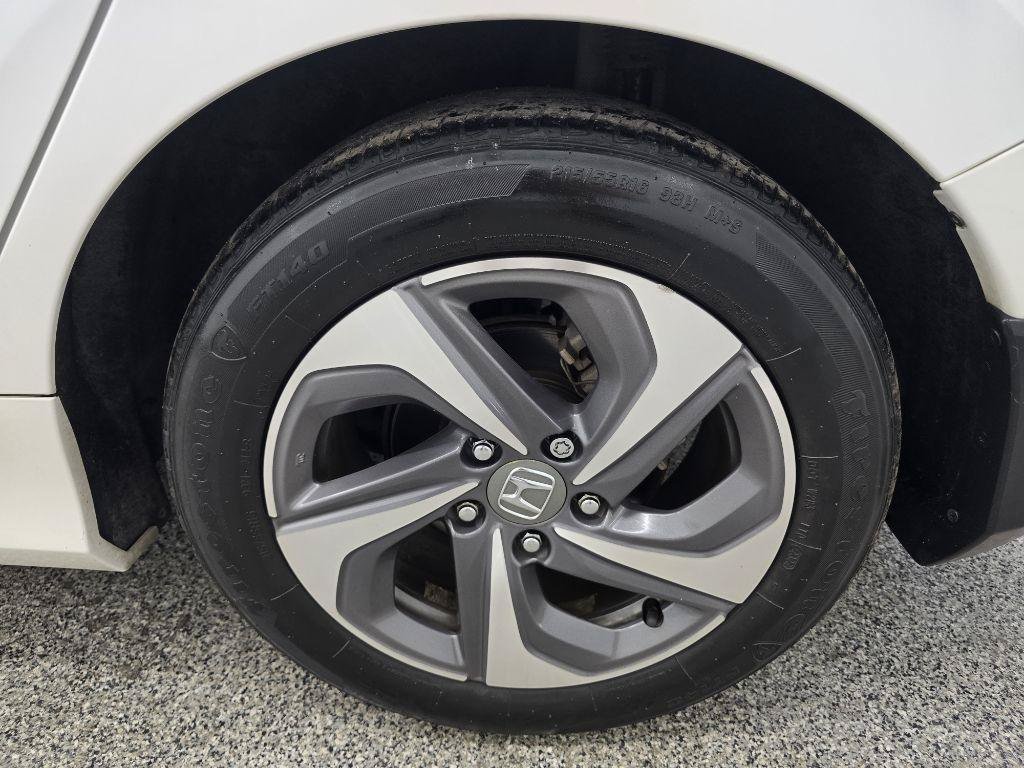 Used 2019 Honda Insight EX image 32