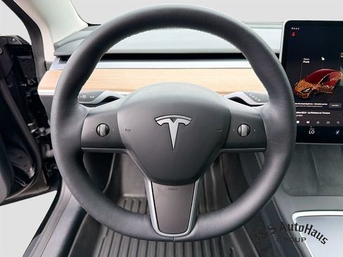 Used 2023 Tesla Model 3 Standard Range RWD image 12